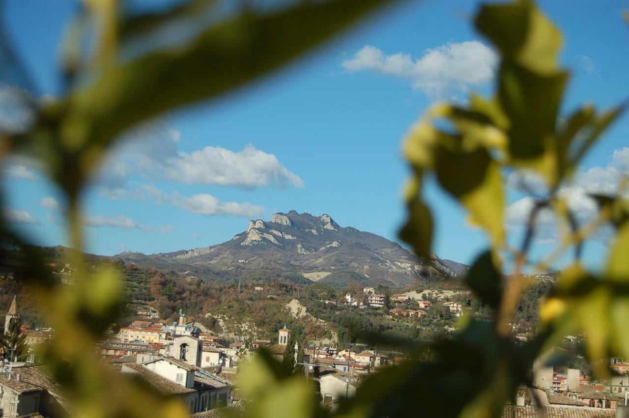 Bed and Breakfast A Casa Di Lola Ascoli Piceno Exterior foto